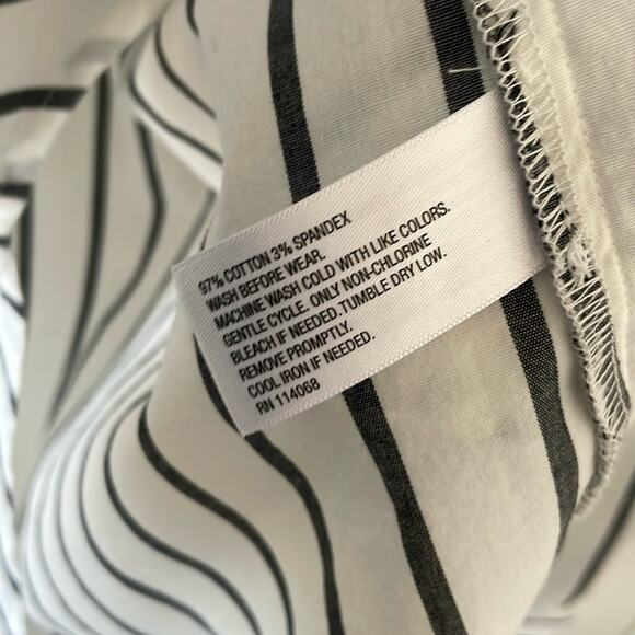 EVEREVE Lucky Long Sleeved White & Blue Stripe Button Down Shirt Size XS - Picture 4 of 5